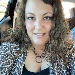 Meet your Posher, Evan Marie